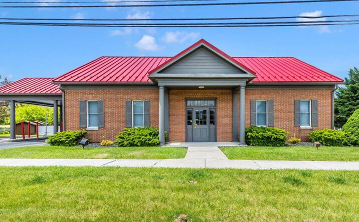 Pictures of Mixed Use, Office, Retail property located at 100 S Main St, Smithsburg, MD 21783 for sales - image #1