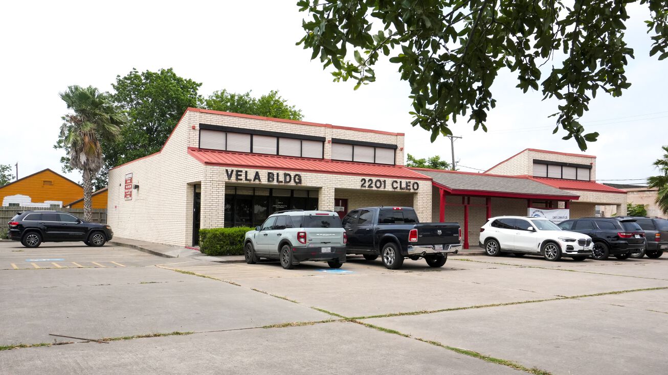 2210 Cleo St, Corpus Christi, TX 78405