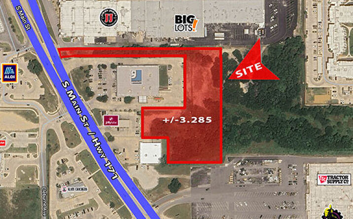 Pictures of Land property located at 1801 S Main St, Weatherford, TX 76086 for sales - image #1