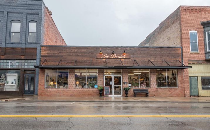 Pictures of Business for Sale, Office, Retail property located at 515 Main N/A, Neodesha, KS 66757 for sales - image #1