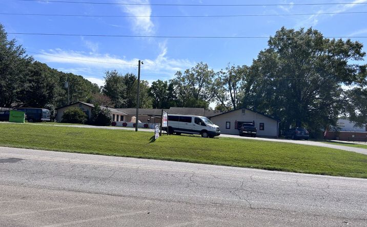Pictures of Retail property located at 2561 Old Highway 24, Hattiesburg, MS 39402 for sales - image #1