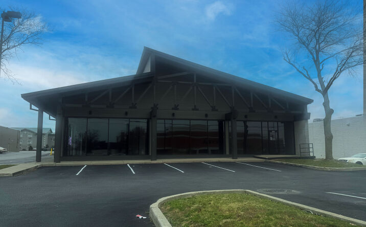 Pictures of Retail property located at 4224 Coldwater Rd, Fort Wayne, IN 46805 for sales - image #1