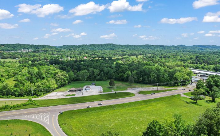 Pictures of Land, Mixed Use property located at 135 & 143 Little Senator Circle, Clinton, TN 37716 for sales - image #1