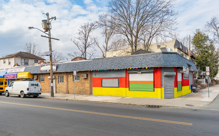 Pictures of Retail property located at 203-205 Alexander St, Newark, NJ 07106 for sales - image #1
