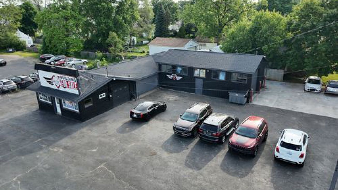 2960 Division Ave S, Grand Rapids, MI 49548