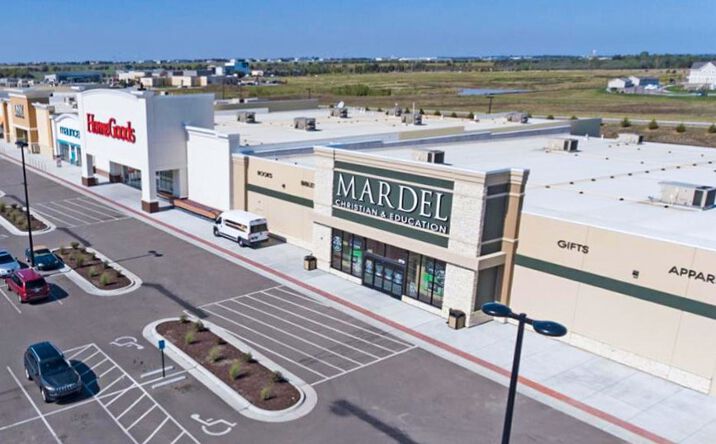 Pictures of Retail property located at 2710 N Greenwich Road, Wichita, KS 67226 for comps - image #1