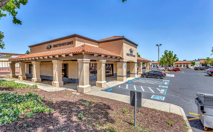 Pictures of Retail property located at 1919 Peabody Rd, Vacaville, CA 95687 for sales - image #1