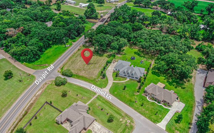 Pictures of Land property located at Daniel Ln, New Iberia, LA 70563 for sales - image #1