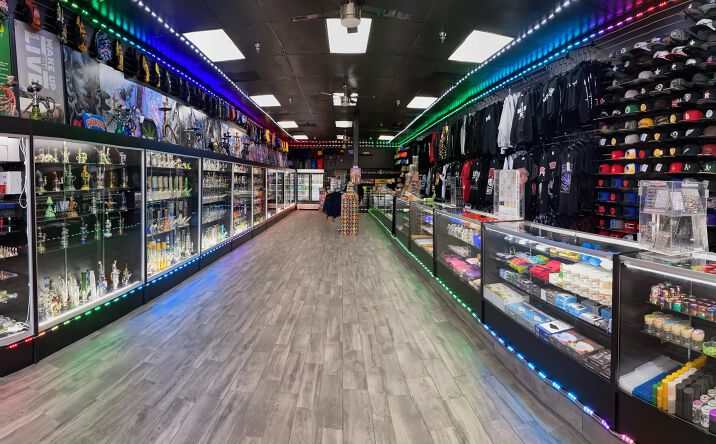 Pictures of Retail property located at 3739 W Shaw Ave, Fresno, CA 93711 for sales - image #1