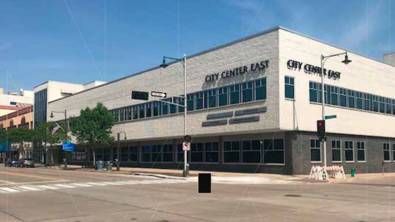 122 E. College Ave, Appleton, WI 54911