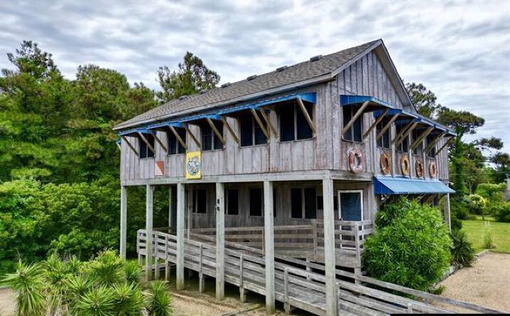 Pictures of Retail, Industrial property located at 25202 Island Pines Dr, Waves, NC 27982 for sales - image #1