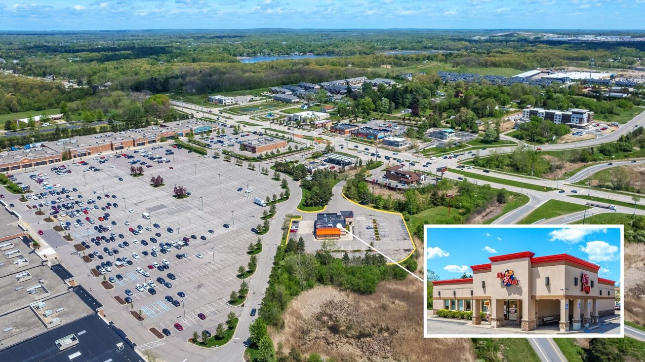 4940 S Baldwin Rd, Orion Township, MI 48359