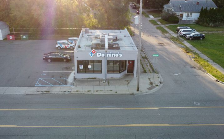 Pictures of Retail property located at 4402 Fenton Rd, Flint, MI 48507 for sales - image #1