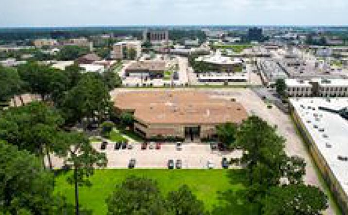 Pictures of Office property located at 17030 Nanes Dr, Houston, TX 77090 for sales - image #1