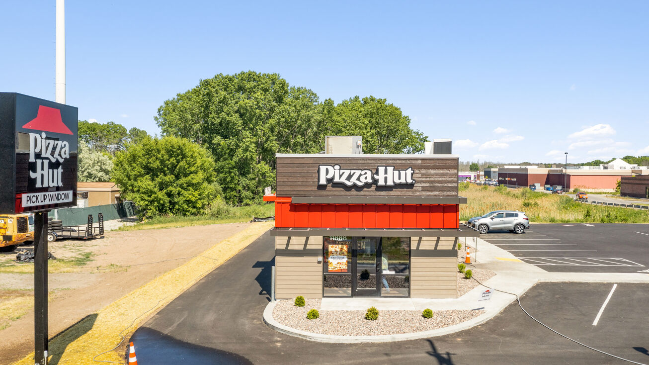 38253829 E Calumet St, Appleton, WI 54915