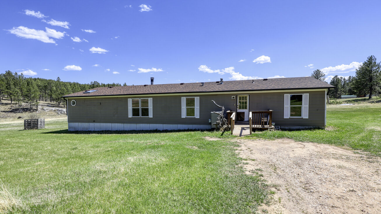 25538 Newell Rd, Custer, SD 57730