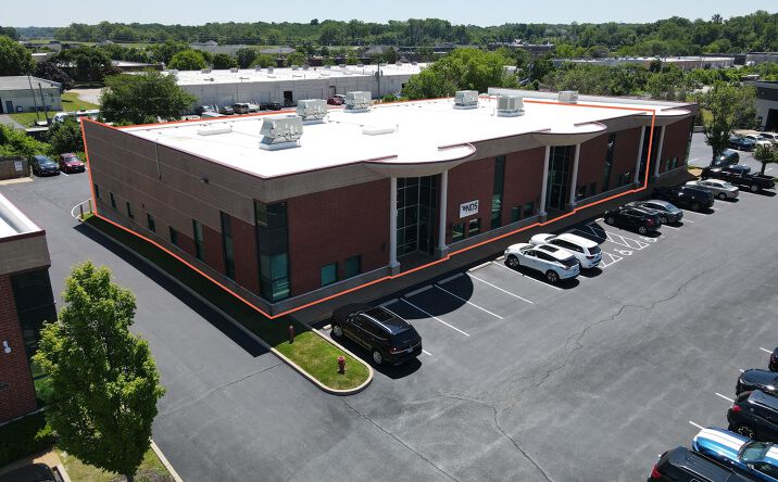 Pictures of Office property located at 616 Trade Center Blvd, Chesterfield, MO 63005 for sales - image #1