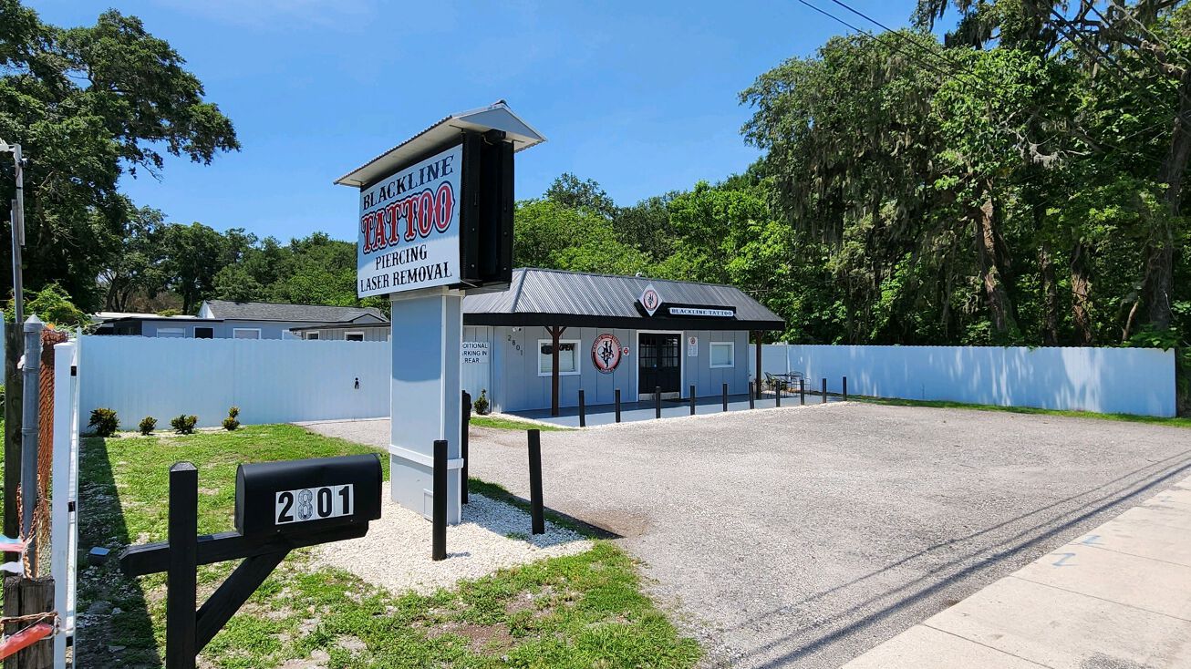 Pictures of Retail, Industrial, Mixed Use property located at 2801 E State Rd Valrico, FL, Valrico, FL 33594 for sales - image #1