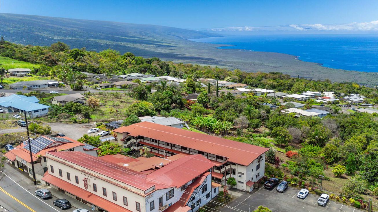 826151 Mamalahoa Hwy, Captain Cook, HI 96704