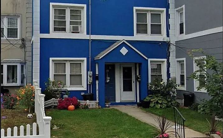 Pictures of Multifamily property located at 140-27 & 140-29 183rd St, Springfield Gardens, NY 11413 for sales - image #1