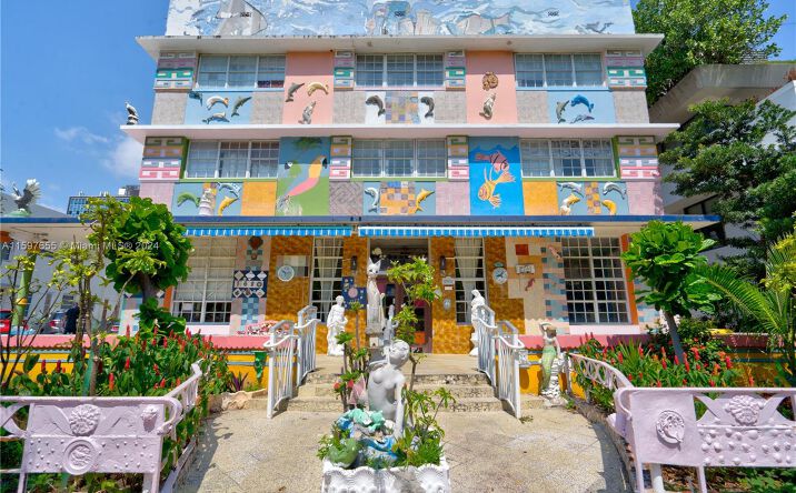 Pictures of Hospitality property located at 1680 E James Ave, Miami Beach, FL 33139 for sales - image #1
