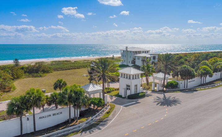 Pictures of Land property located at 104 Ocean Estates Drive, Hutchinson Island, FL 34949 for sales - image #1
