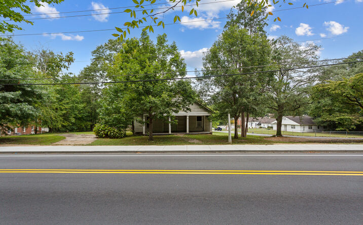 Pictures of Land property located at 2100 Bolton Road NW, Atlanta, GA 30318 for sales - image #1
