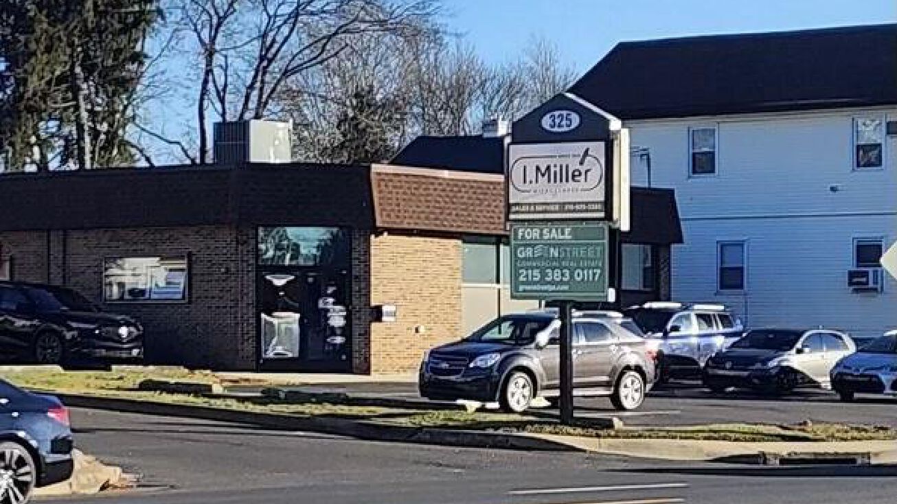 325 Bustleton Pike, FeastervilleTrevose, PA 19053