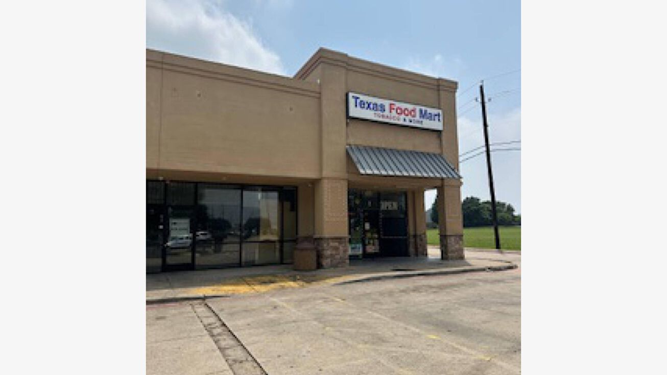 2984 W Wheatland Rd, Dallas, TX 75237