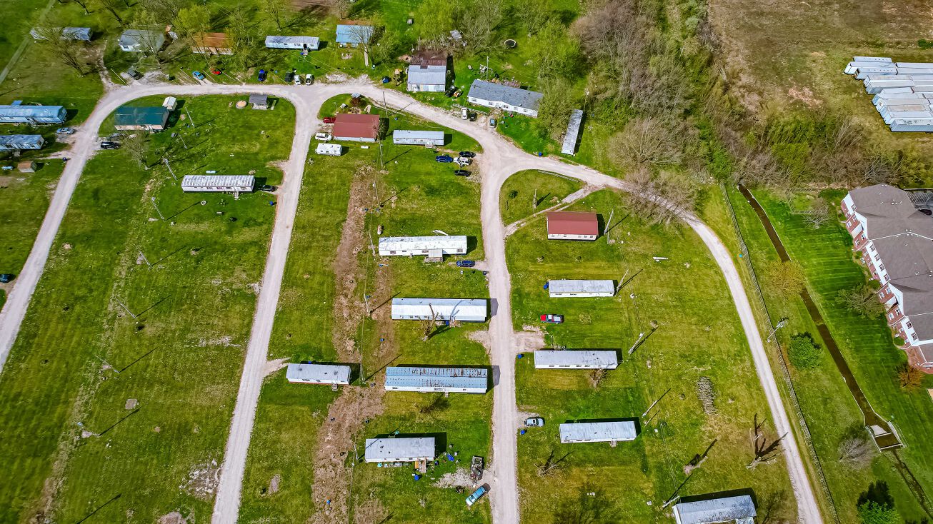 1101 Ivey Ln, Lebanon, MO 65536