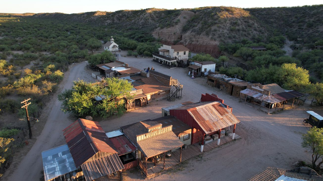 Pictures of Mixed Use, Business for Sale property located at 331 W Rockspring Ln, Benson, AZ 85602 for sales - image #1