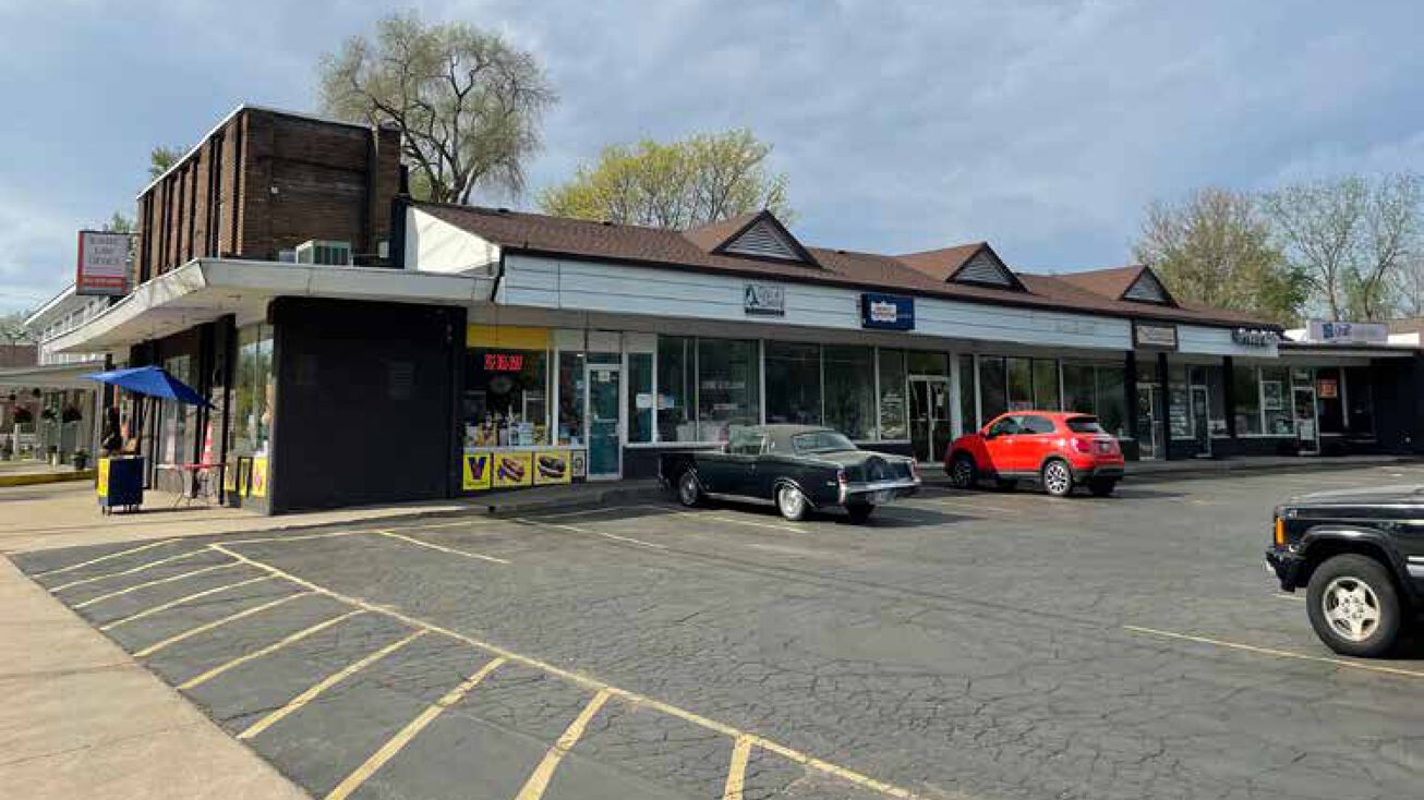 103109 Lake St, Mukwonago, WI 53149