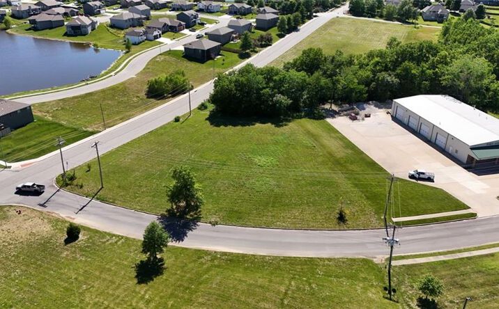 Pictures of Land, Industrial property located at 400 SW Powell Drive, Oak Grove, MO 64075 for sales - image #1