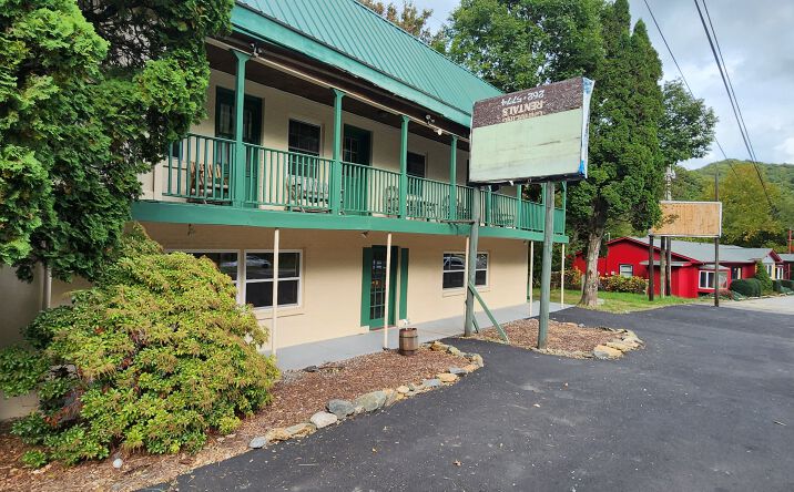 Pictures of Mixed Use, Office property located at 3385 US-321, Blowing Rock, NC 28605 for sales - image #1