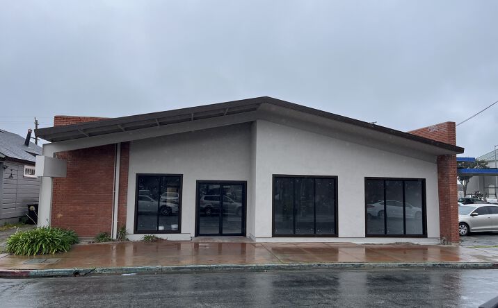 Pictures of Retail property located at 10 Katherine Ave, Salinas, CA 93901 for sales - image #1