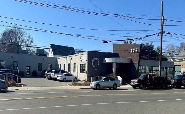 Pictures of Mixed Use, Office, Retail, Special Purpose property located at 1026 Main St, Winchester, MA 01890 for sales - image #1