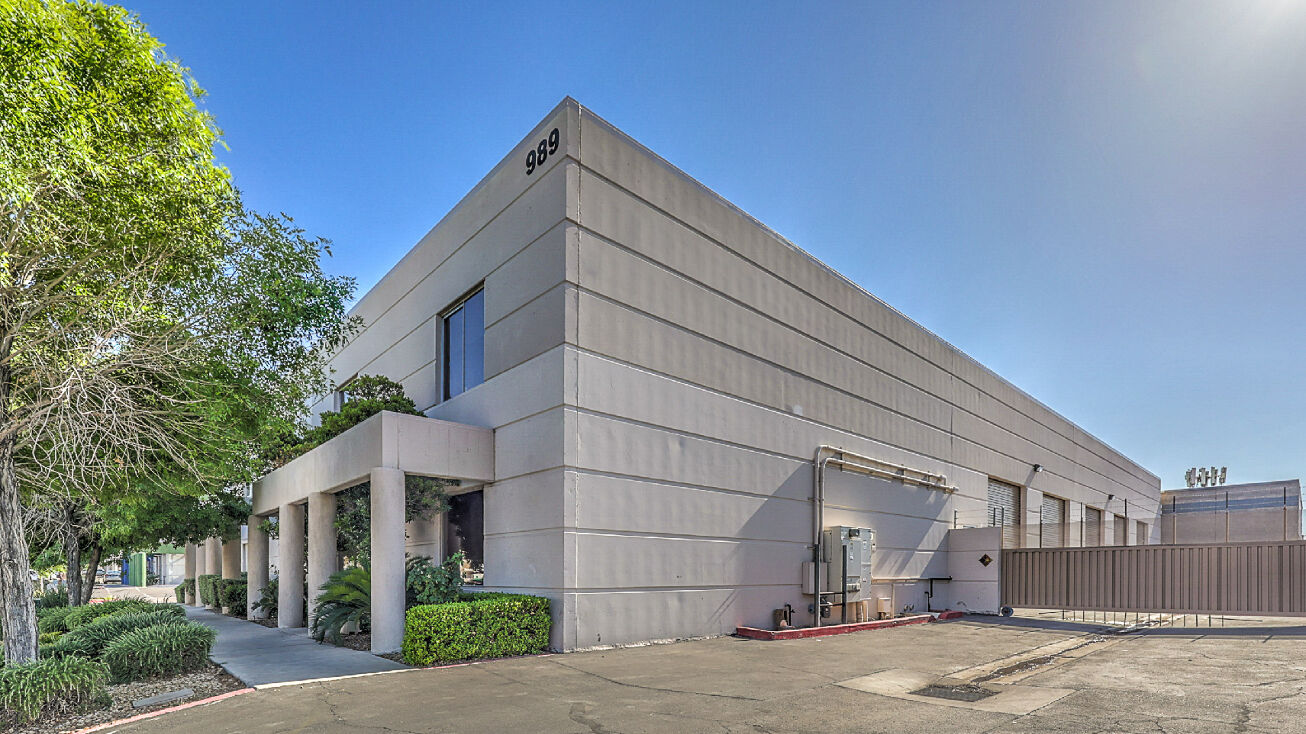 989 Empire Mesa Way, Henderson, NV 89011