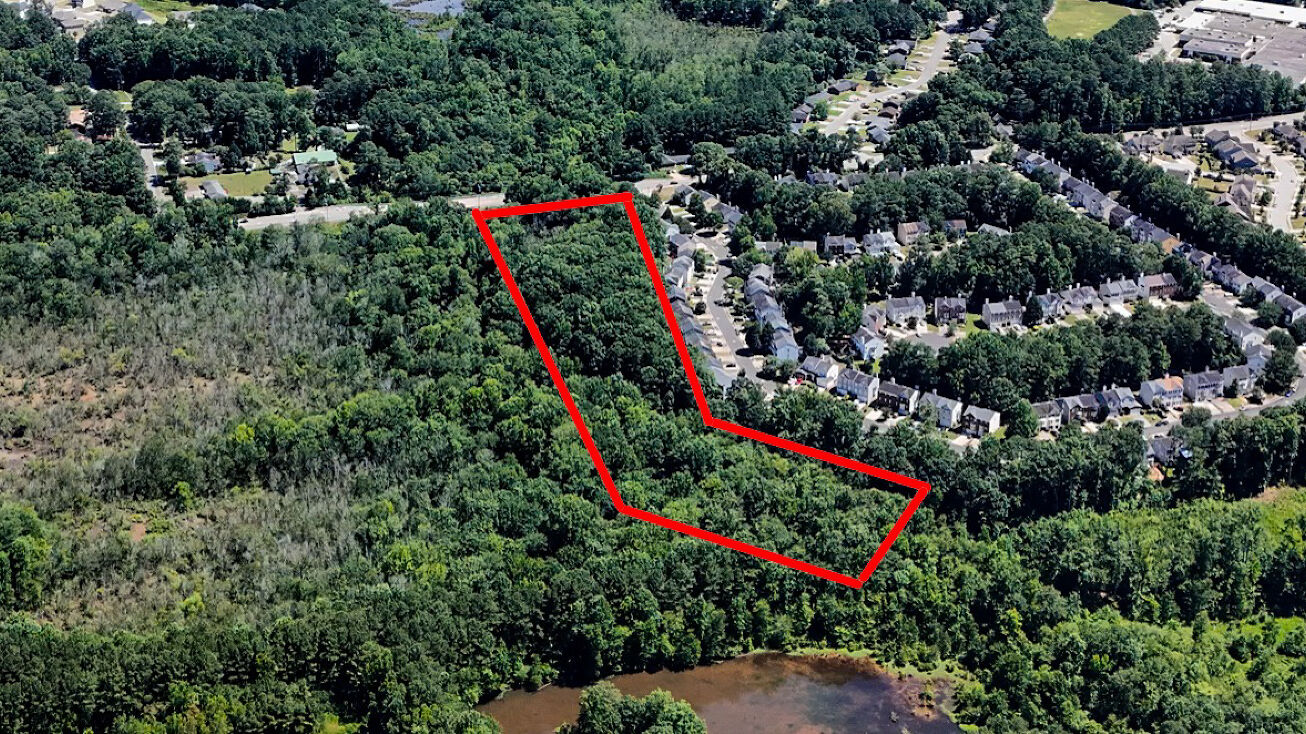 3283 Cruse Rd, Lawrenceville, GA 30044