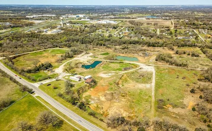 Pictures of Land property located at 7001 E Fm 917, Burleson, TX 76028 for sales - image #1