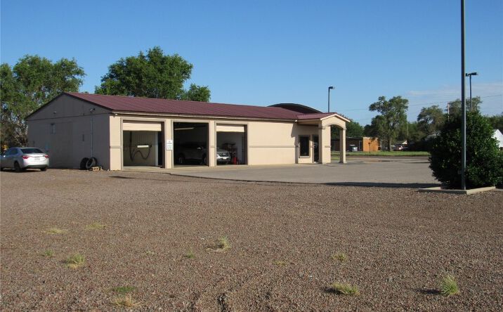 Pictures of Special Purpose property located at 1904 E Broadway Street, Altus, OK 73521 for sales - image #1