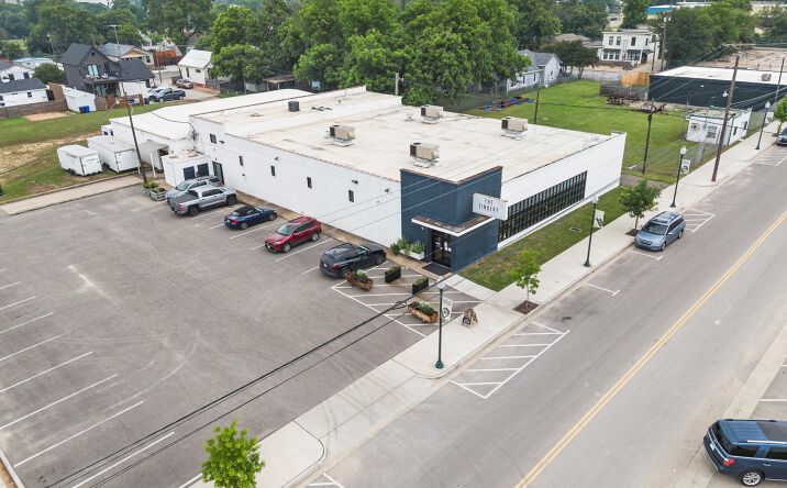 Pictures of Retail property located at 910 Webster Ave, Waco, TX 76706 for sales - image #1