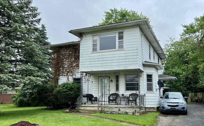 Pictures of Multifamily property located at 885 Mt Vernon Avenue, Marion, OH 43302 for sales - image #1