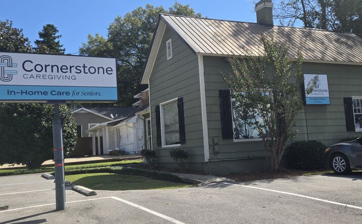 Pictures of Office property located at 220 E J St, Anniston, AL 36207 for sales - image #1