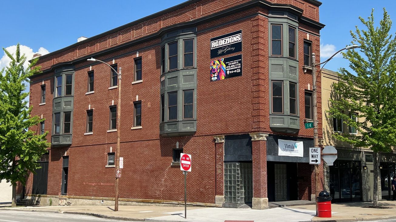 1320 Adams St, Toledo, OH 43604