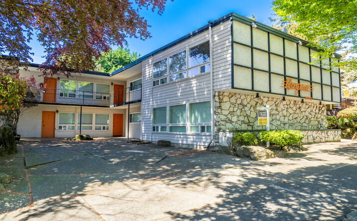 Pictures of Multifamily property located at 9043 35th Ave SW, Seattle, WA 98126 for sales - image #1