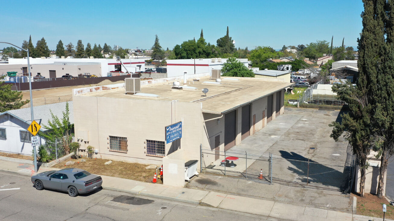 1005 Barstow Ave, Clovis, CA 93612