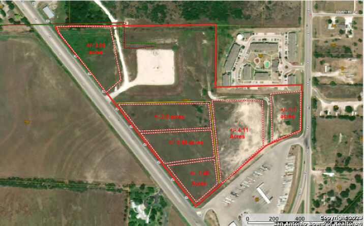 Pictures of Industrial property located at +/- 3.08 ACRES Highway 181 Behind Stripes, Karnes City, TX 78118 for sales - image #1