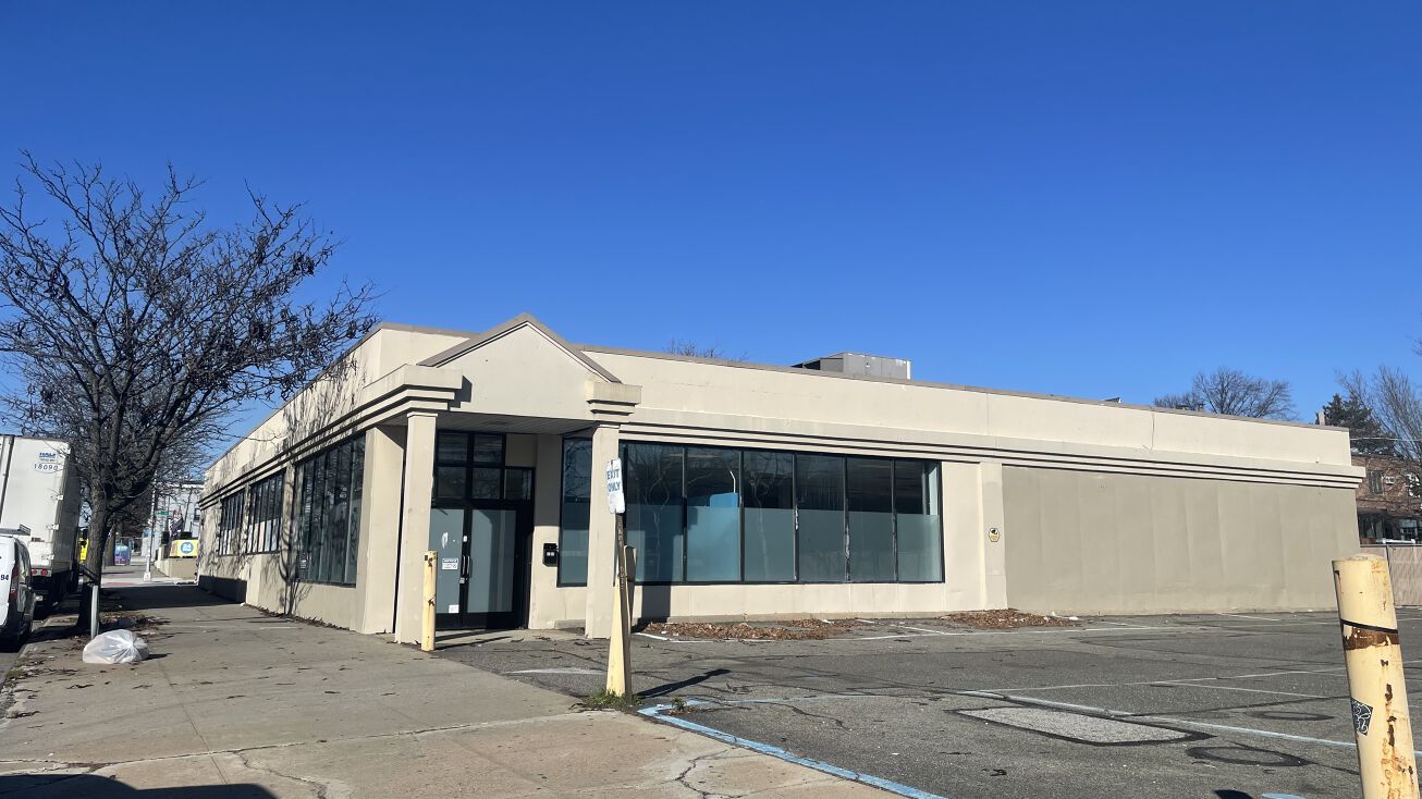 65-35 Woodhaven Blvd, Queens, NY 11374 | Crexi.com