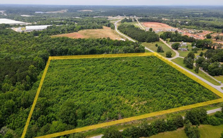 Pictures of Land property located at Victory Trail Rd, Gaffney, SC 29340 for sales - image #1