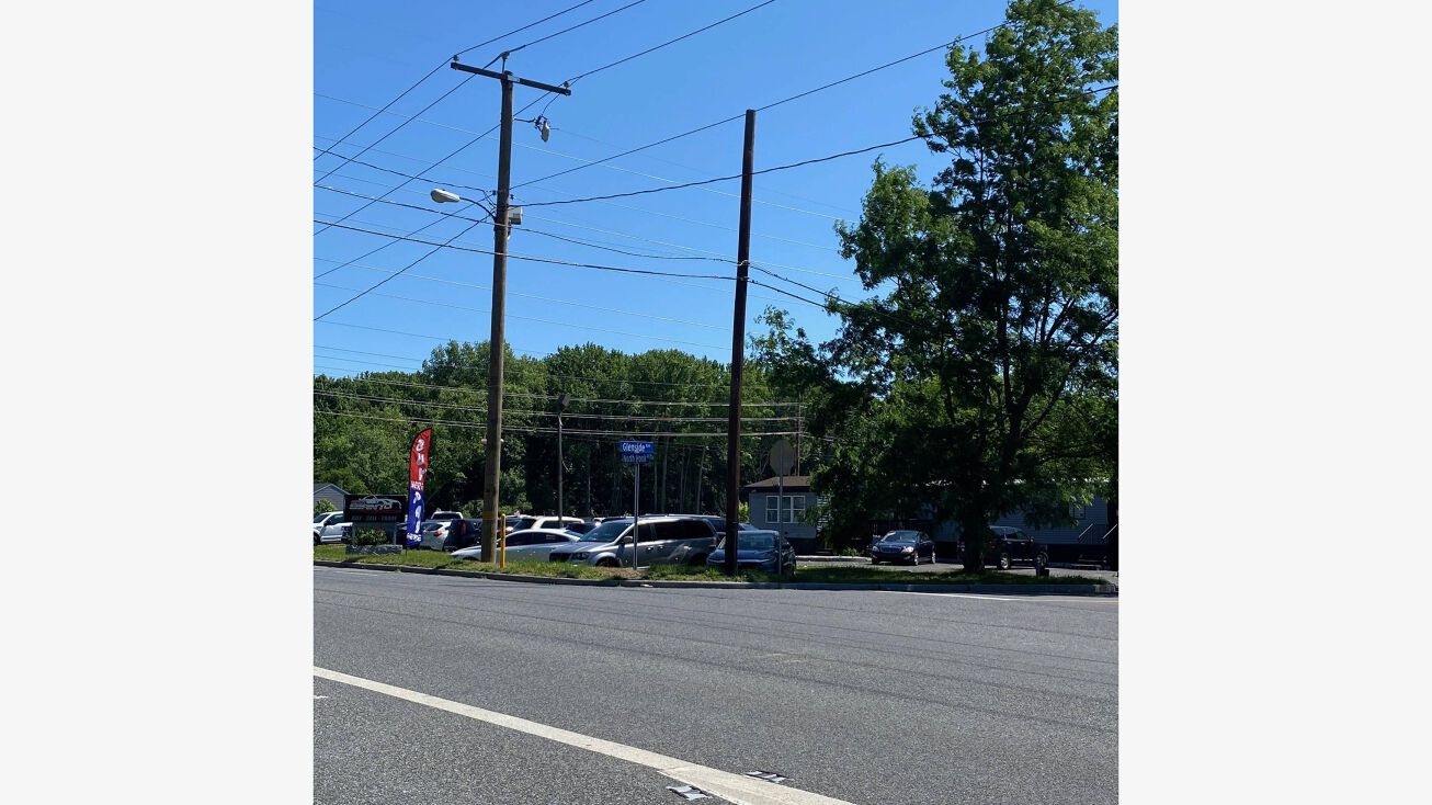 414 N Hook Rd, Pennsville Township, NJ 08070